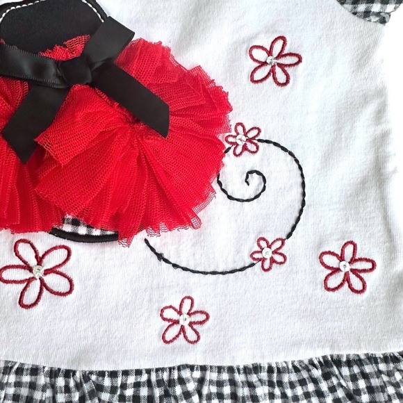 Starting Out Infant Girls 12 Months White Red Ladybug Gingham Ruffle Outfit Set - Picture 7 of 9